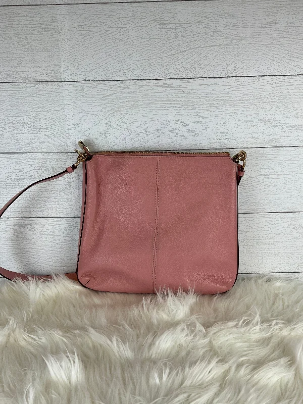 Crossbody Designer By Coach  Size: Medium