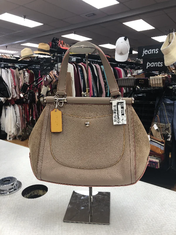 Crossbody Designer By Coach  Size: Medium