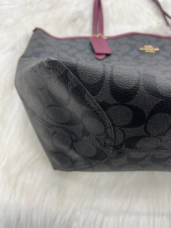 Handbag Designer By Coach  Size: Large