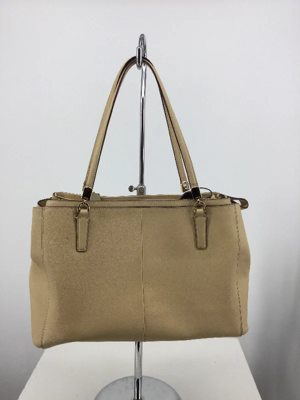 Handbag Designer By Coach  Size: Large