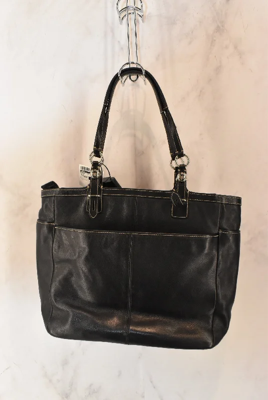 Handbag Designer By Coach  Size: Large