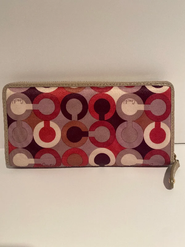 Wallet Designer By Coach  Size: Large