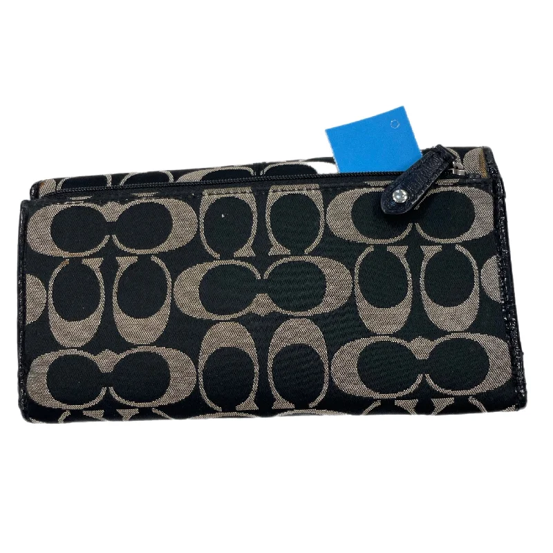 Wallet Designer By Coach  Size: Large