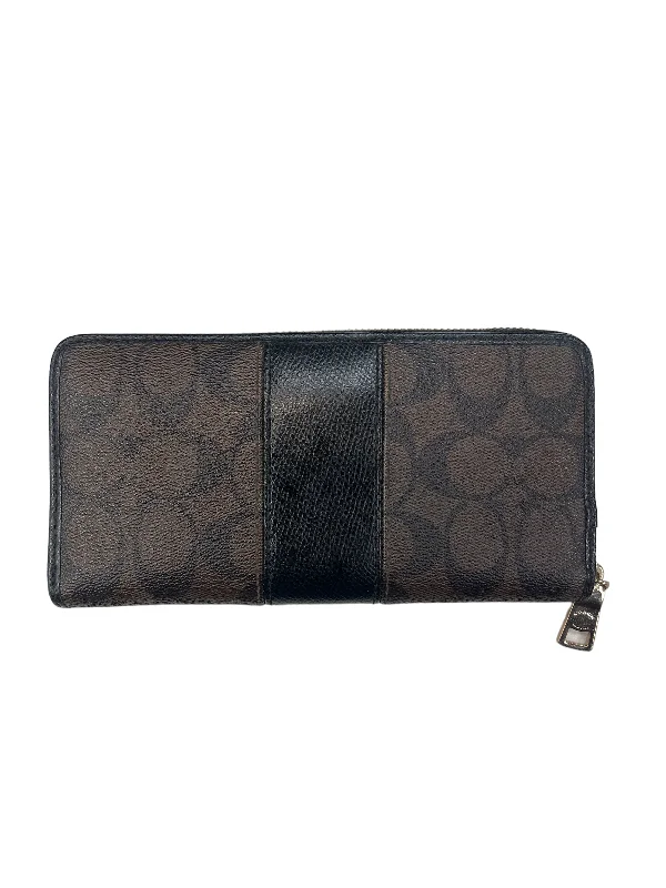 Wallet Designer By Coach  Size: Medium