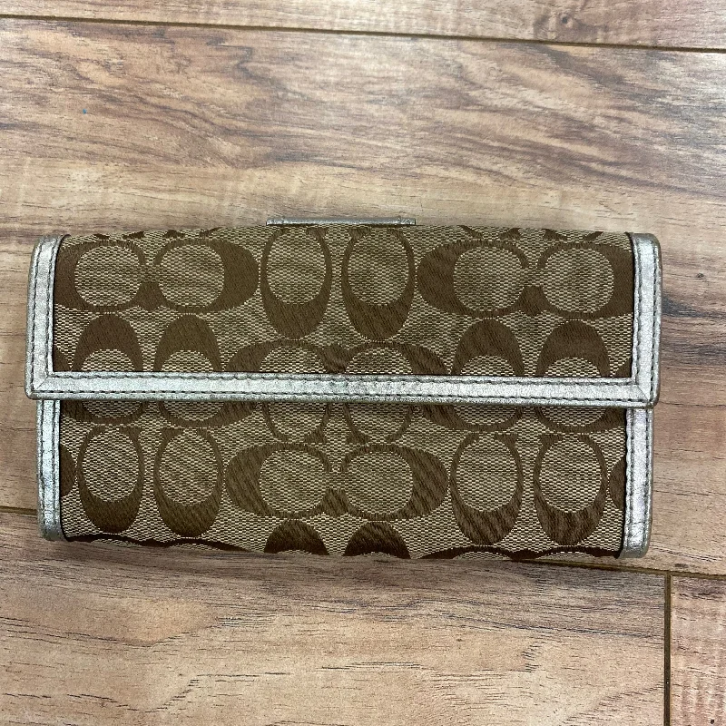 Wallet Designer By Coach  Size: Medium