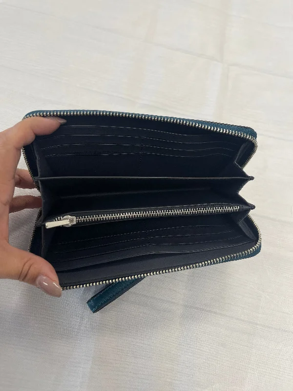 Wallet Designer By Coach  Size: Medium