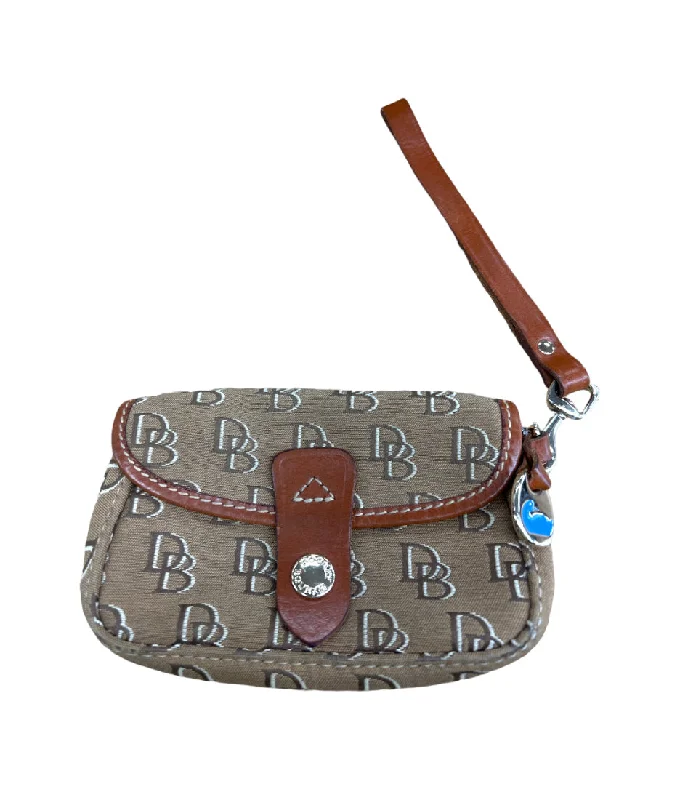 Wristlet Designer By Coach  Size: Medium