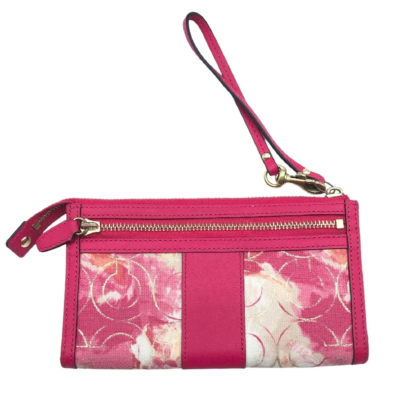 Wristlet Designer By Coach  Size: Medium