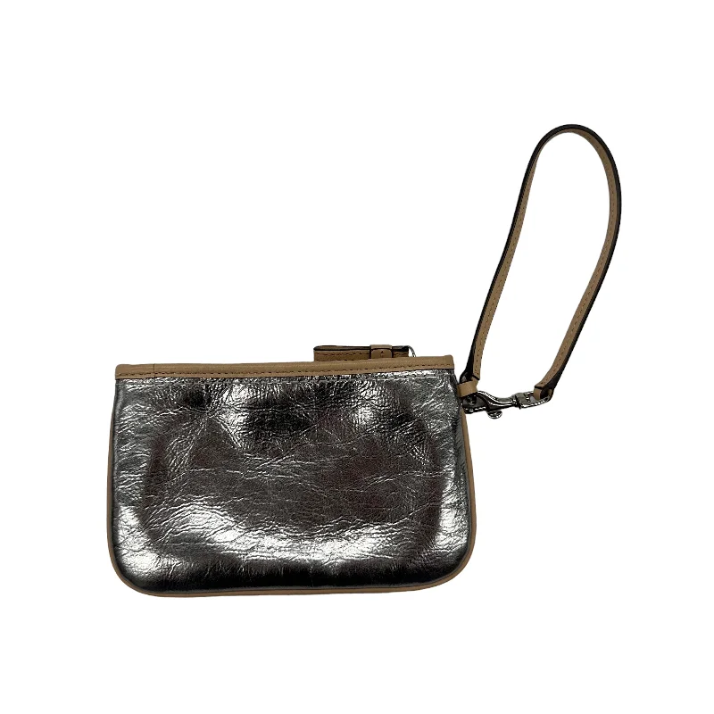 Wristlet Designer By Coach  Size: Small