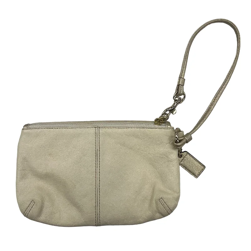 Wristlet Designer By Coach  Size: Small