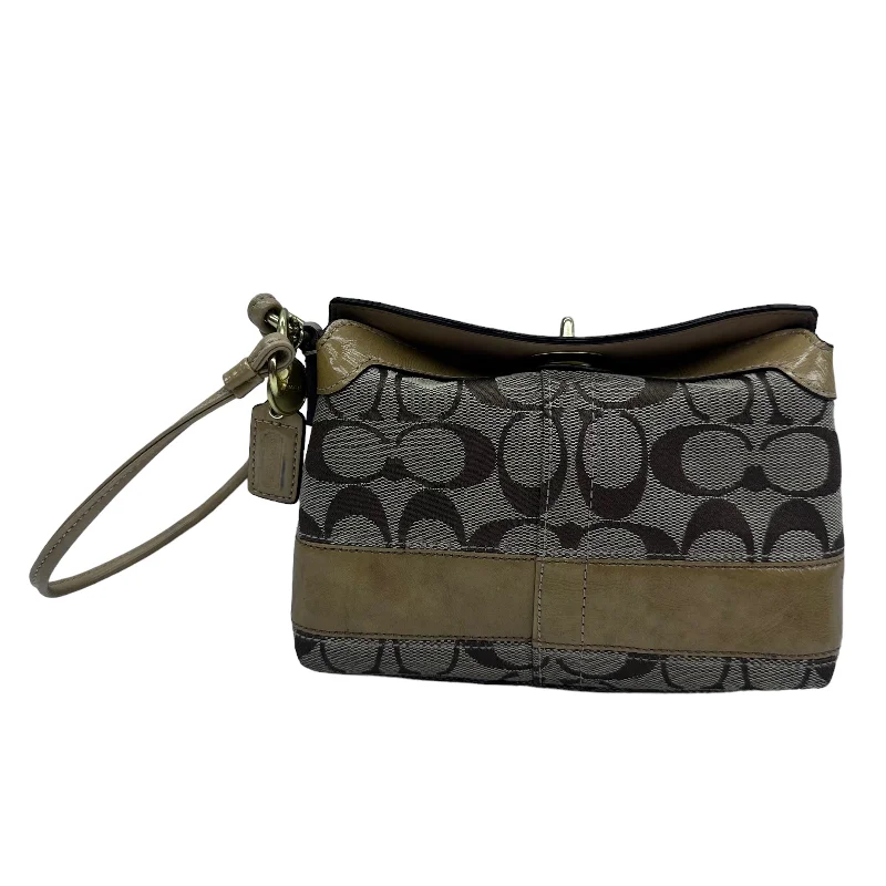 Wristlet Designer By Coach  Size: Small