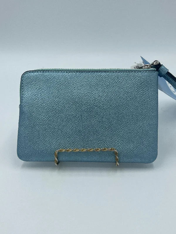 Wristlet Designer By Coach  Size: Small