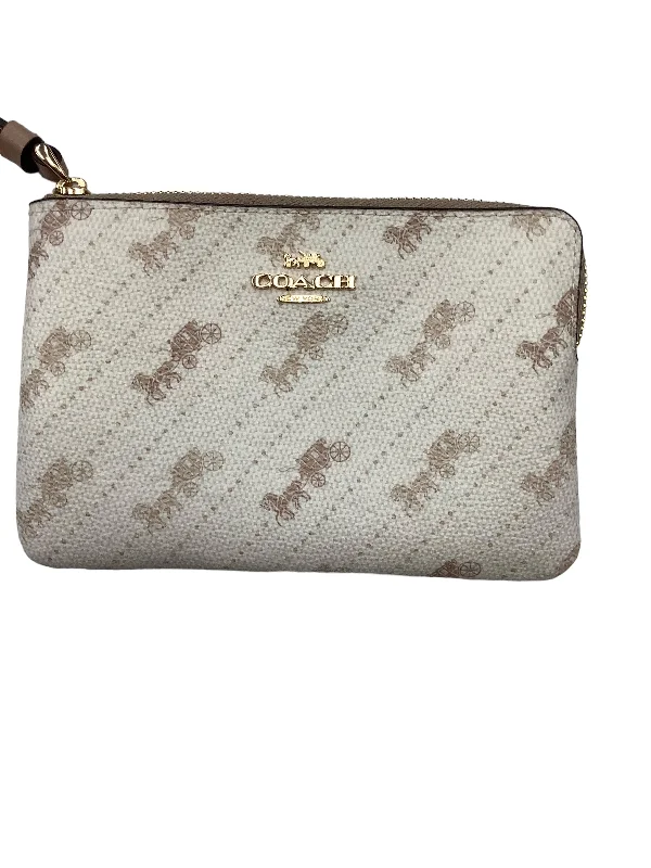 Wristlet Designer By Coach  Size: Small