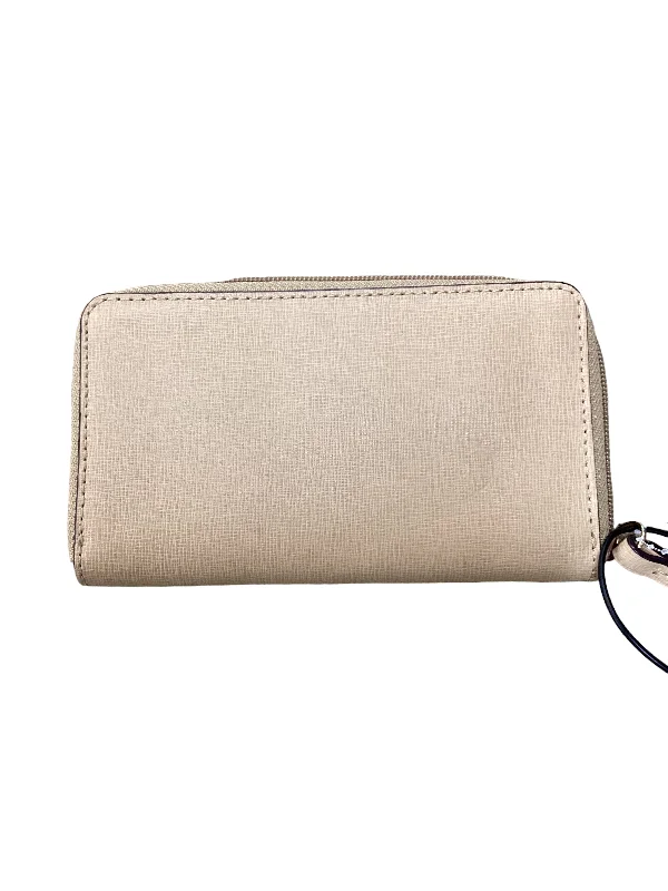 Wristlet Designer By Coach  Size: Small