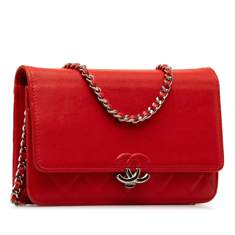 CHANEL CC Lambskin Wallet on Chain Crossbody Bag