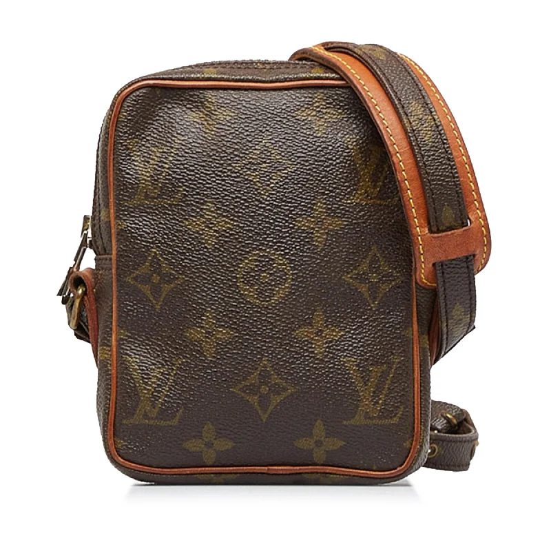 Louis Vuitton Monogram Mini Danube (SHG-cKX3J5)