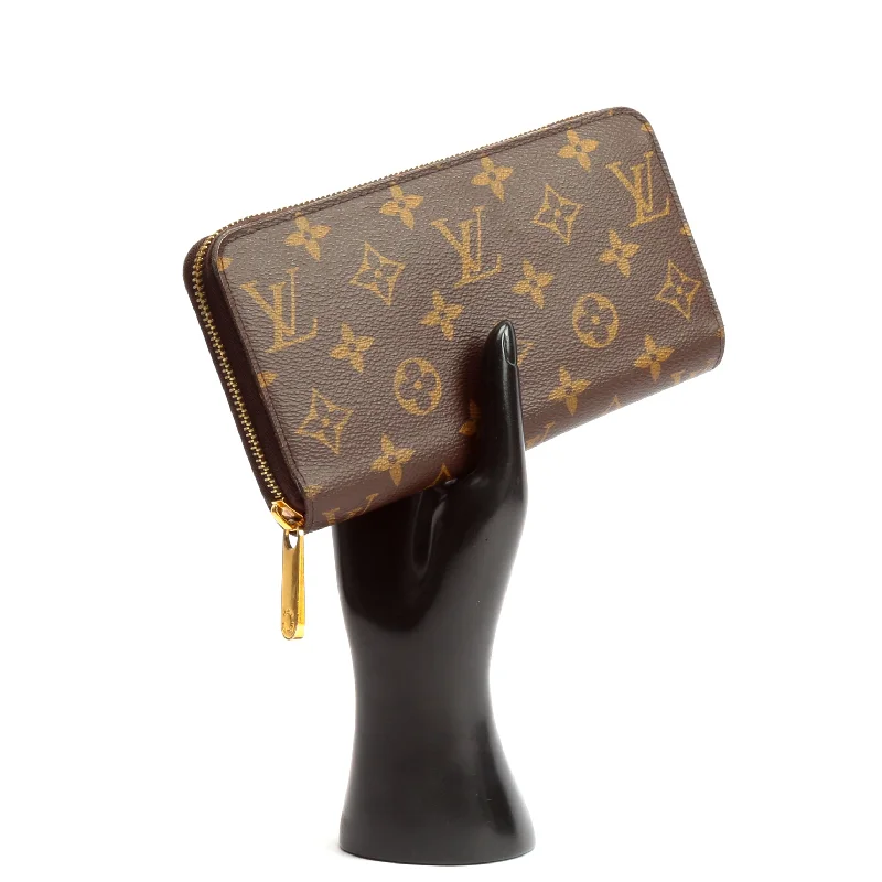 LOUIS VUITTON Zippy Wallet Monogram - OUTLET FINAL SALE